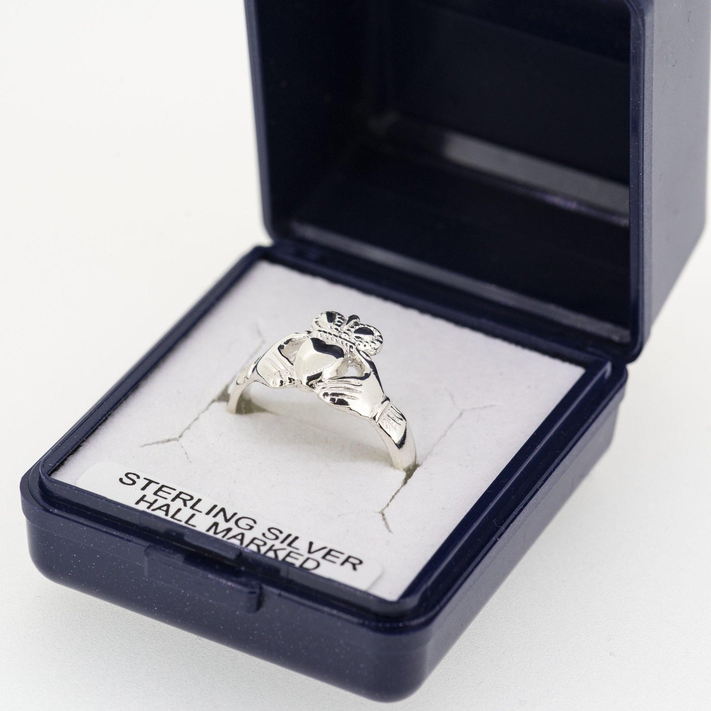 Ladies Silver Claddagh Ring