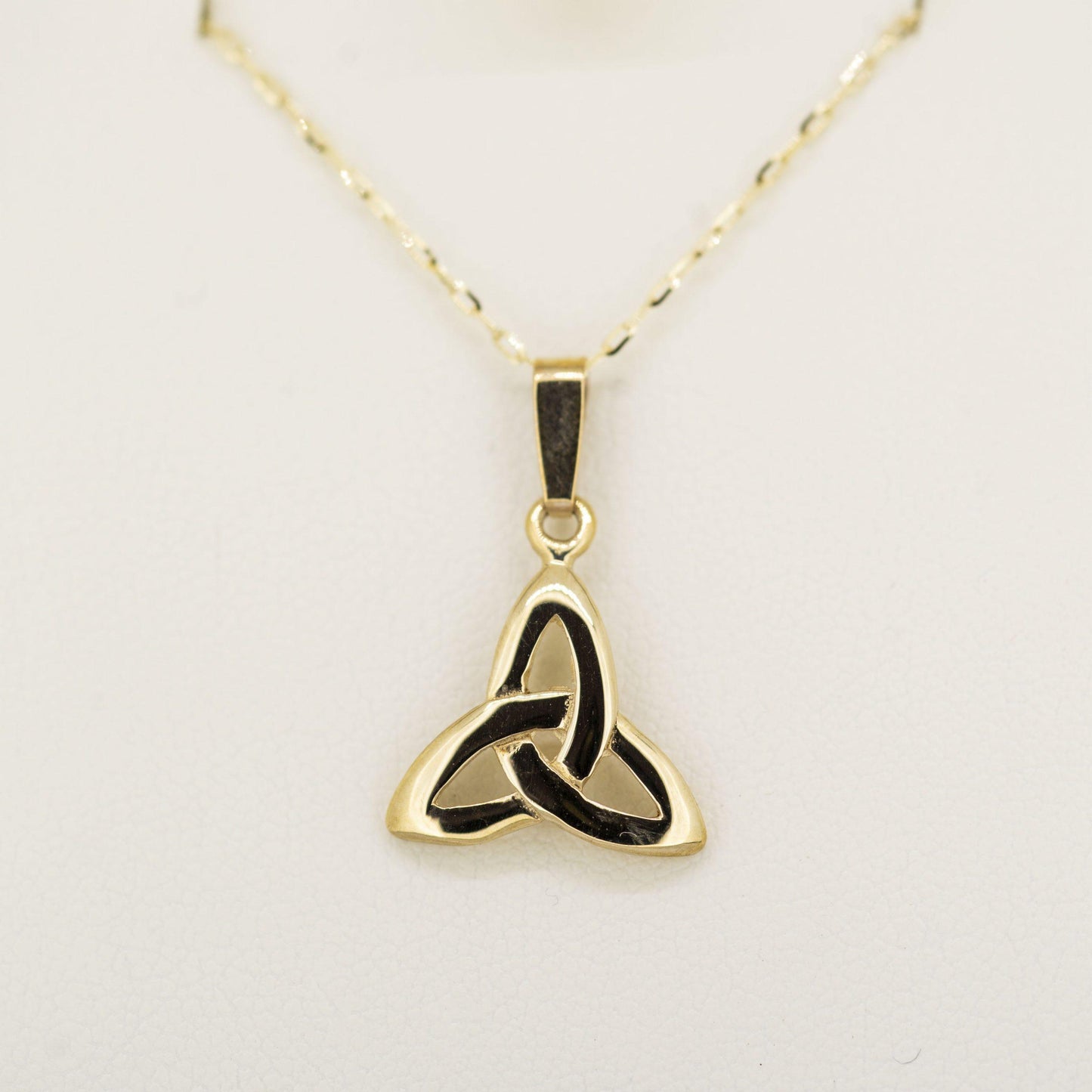 9ct Gold Trinity Necklace
